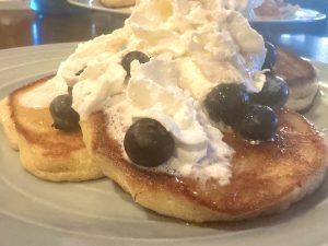 ricotta pancakes with toppings